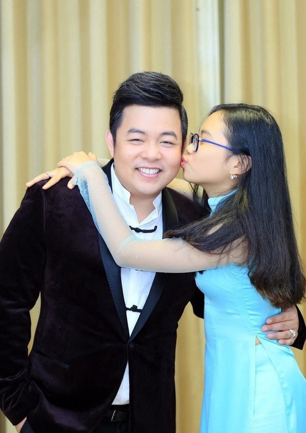 Quang Lê đăng ảnh cực tình cảm với con nuôi Phương Mỹ Chi, netizen spam ngay ảnh Phi Nhung và Hồ Văn Cường nhằm so sánh 1 điều!-4