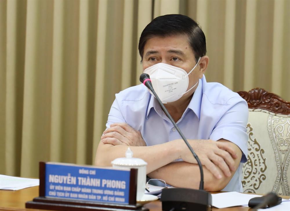 Thủng ngay từ nhân viên BV Bệnh Nhiệt đới TP.HCM chứ không ở đâu cả-2