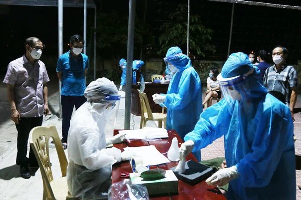 Bộ Y tế công bố 2 nữ bệnh nhân mắc Covid-19 tử vong-1