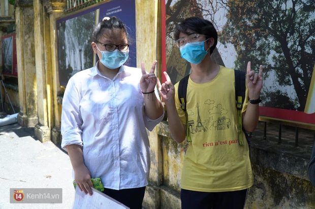 8.000 thí sinh thi vào các trường chuyên hot nhất Hà Nội: Đề siêu hay và khó-4