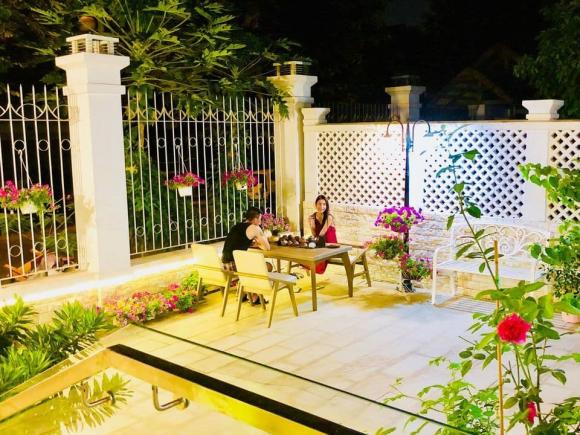 Cận cảnh căn biệt thự bề thế 22 tỷ trước khi bị đập đi để xây mới của vợ chồng Thủy Tiên - Công Vinh-11