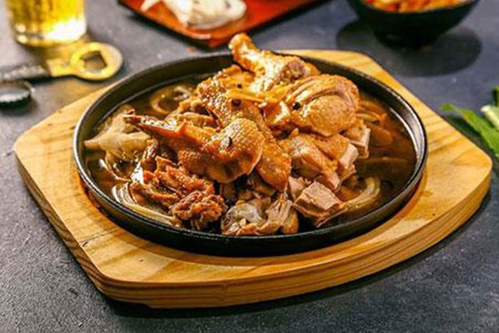 Công thức vịt om đậm đà trong ngày Tết Đoan Ngọ