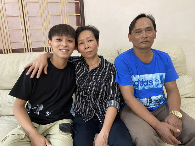 Bố mẹ Hồ Văn Cường, Phi Nhung và quản lý lần lượt bị soi: 101 điểm mâu thuẫn trong phát ngôn  mà ít ai để ý?-11