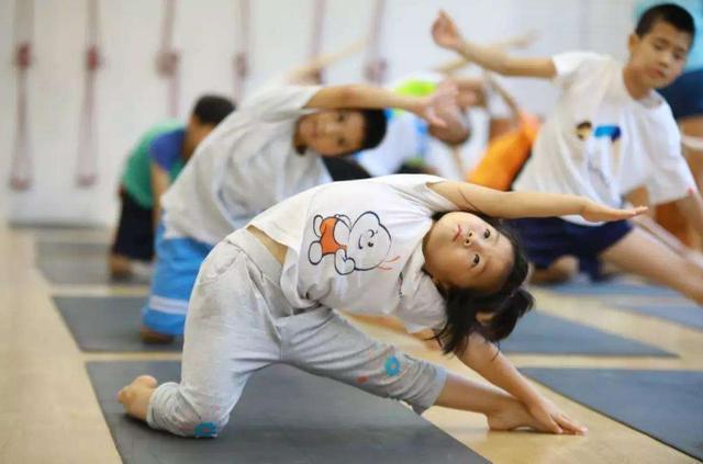 Trẻ em có chỉ số thông minh cao hầu hết đều có 1 trong 4 loại kỳ quặc này - Cha mẹ không hiểu cũng đừng bóp nghẹt chúng-2