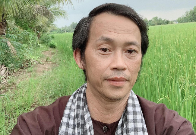 Trước Hoài Linh, có 1 danh hài hạng A giàu bậc nhất showbiz bị cấm sóng, tai tiếng ê chề đến mức phải xin lỗi-1