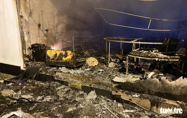 Cháy phòng trà lớn nhất TP Vinh trong đêm khiến 6 người chết: Trong đó có 2 trẻ em và 1 phụ nữ mang thai-5