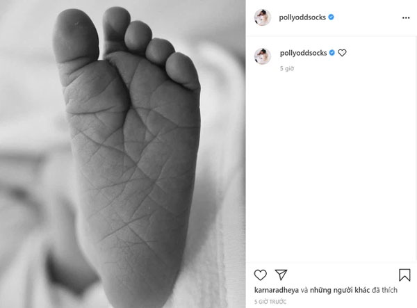 Cặp đôi chồng cú vợ tiên nổi đình đám MXH chào đón con đầu lòng, hình ảnh đầu tiên về em bé gây sốt dư luận-3