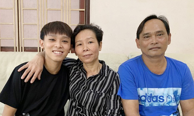 Bố ruột Hồ Văn Cường khi rời quê: Làm việc cho Phi Nhung, nhận lương tháng 10 triệu đồng-7