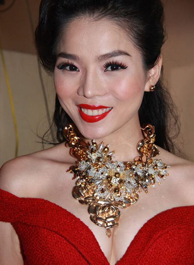 Thi thoảng nhìn lại ảnh cũ của sao Việt mà giật mình: Quá trời mỹ nhân makeup sợ phát khiếp-1