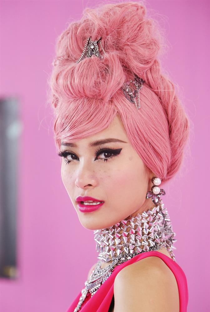 Thi thoảng nhìn lại ảnh cũ của sao Việt mà giật mình: Quá trời mỹ nhân makeup sợ phát khiếp-2