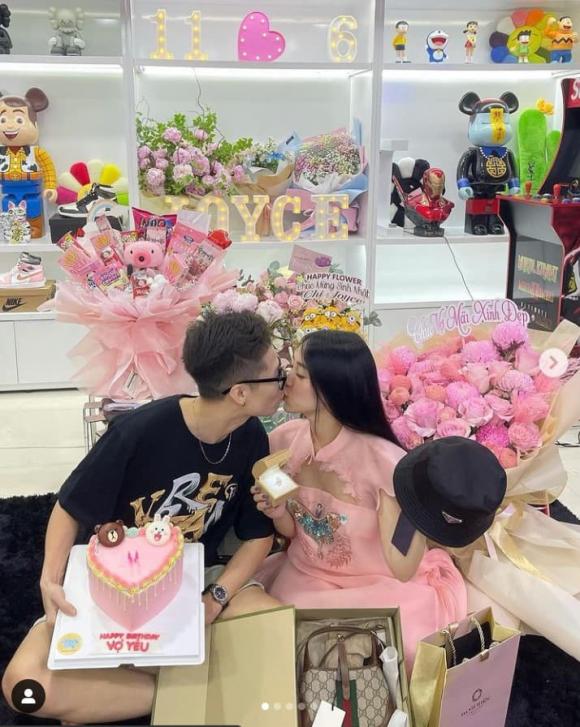 Ái nữ của đại gia Minh Nhựa đón sinh nhật tại nhà, được tặng nhẫn kim cương, đồ hàng hiệu-1