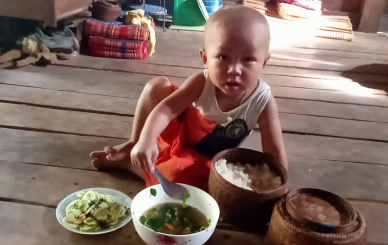 Bố cậu bé 3 tuổi mắc ung thư võng mạc vừa hết cách ly ở Viện K: những bữa cơm không thịt và ước mơ con sớm khỏi bệnh-5