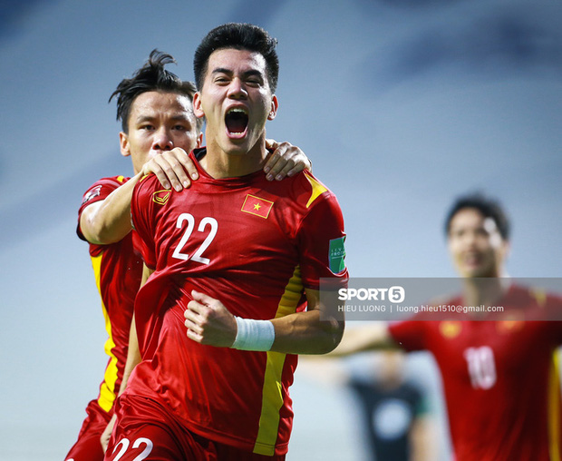 Tâm thư học sinh năn nỉ thầy cô trước trận thư hùng của đội tuyển Việt Nam gây sốt vì quá độc đáo và lầy lội-2