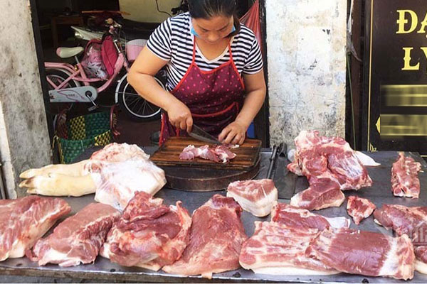 Thịt lợn giảm giá, xuống thấp nhất trong hai năm qua-2