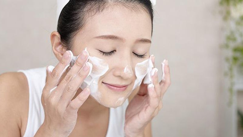 Nếu bạn cứ làm 4 bước skin care này thì lỗ chân lông trên da sẽ ngày càng to ngoác-3