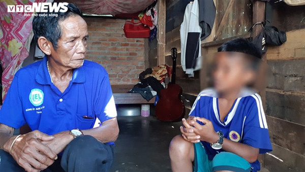 Thông tin mới về học sinh nghèo bị hiệu trưởng giữ học bạ-1