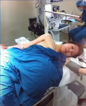 Người mẹ trong ca sinh 5 ngày ấy: Con 8 tuổi vợ chồng vẫn chưa quan hệ lại, từng bị gọi là con vịt không biết đẻ-3