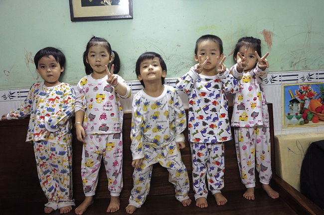 Người mẹ trong ca sinh 5 ngày ấy: Con 8 tuổi vợ chồng vẫn chưa quan hệ lại, từng bị gọi là con vịt không biết đẻ-6
