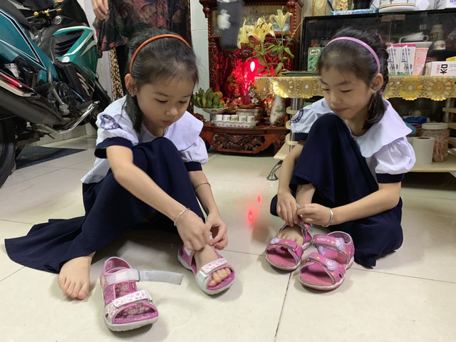 Người mẹ trong ca sinh 5 ngày ấy: Con 8 tuổi vợ chồng vẫn chưa quan hệ lại, từng bị gọi là con vịt không biết đẻ-8