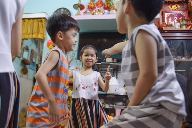 Người mẹ trong ca sinh 5 ngày ấy: Con 8 tuổi vợ chồng vẫn chưa quan hệ lại, từng bị gọi là con vịt không biết đẻ-10