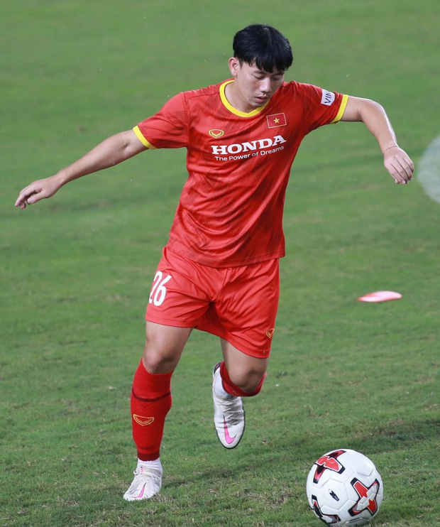 Minh Vương - công thần hôm nay của Việt Nam: Mất cha từ nhỏ, từng thiệt thòi ngồi trên ghế dự bị nhìn Công Phượng - Xuân Trường đá chính-6