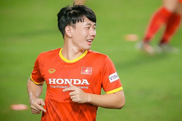 Dàn nam thần ĐT Việt Nam: Giỏi đá bóng, có khiếu kinh doanh, biết nấu ăn và quan trọng là độc thân!-19