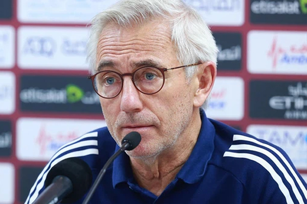 Phút sợ hãi của UAE-4