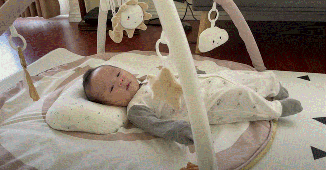 Tưng tửng là vậy nhưng An Nguy chăm con rất khéo, bé Bay 3 tháng tuổi đã ăn ngủ đâu vào đấy-3