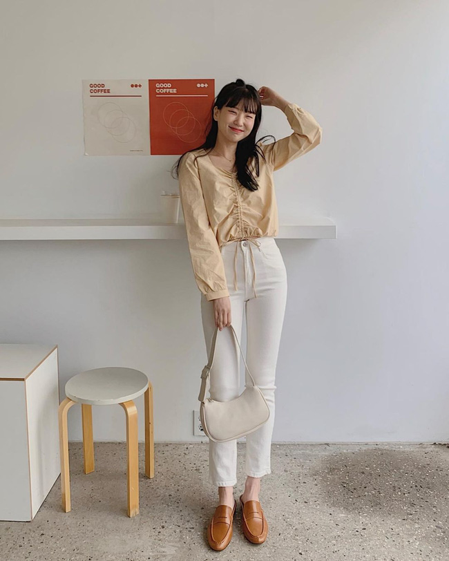 Cho những lúc không biết mặc gì: 12 outfit màu be tây tây dịu mắt, hợp mùa hè nóng nực-2