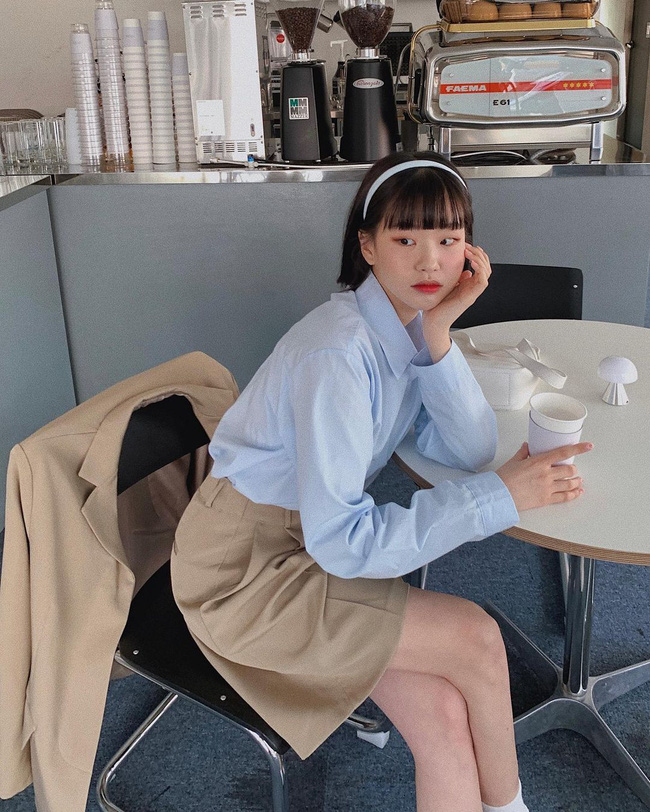 Cho những lúc không biết mặc gì: 12 outfit màu be tây tây dịu mắt, hợp mùa hè nóng nực-3