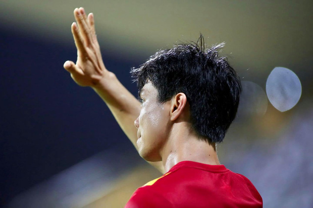 Đến lượt Công Phượng gia nhập team lầy, hóa gia sư phổ cập tiếng Anh cho fan ngoại quốc luôn-1