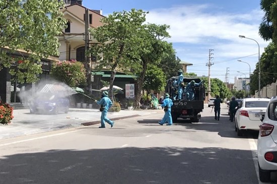 Nghệ An: Thêm 2 ca mắc Covid-19 liên quan đến nhân viên ngân hàng, trong đó có 1 cán bộ công an làm CCCD