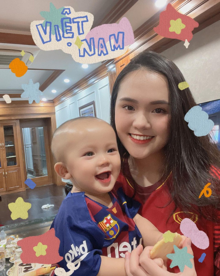 Hội WAGs phát cuồng vì tuyển Việt Nam vào vòng loại 3 World Cup-4