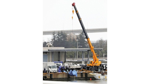 Chuyến đi đến khách sạn ma ám của 2 thiếu nữ kết thúc với thi thể nằm lại dưới biển sâu hơn 20 năm, đáng ngờ là phản ứng của nhân chứng và cảnh sát-4