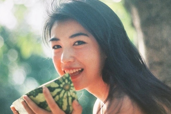 Bao nhiêu tuổi không quan trọng, phụ nữ càng lười thực hiện 3 việc này thì cơ thể càng trẻ trung, khỏe mạnh so với tuổi thật-1