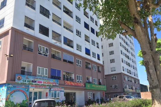 Phong tỏa một chung cư có ca dương tính với SARS-CoV-2 tại TP Vinh