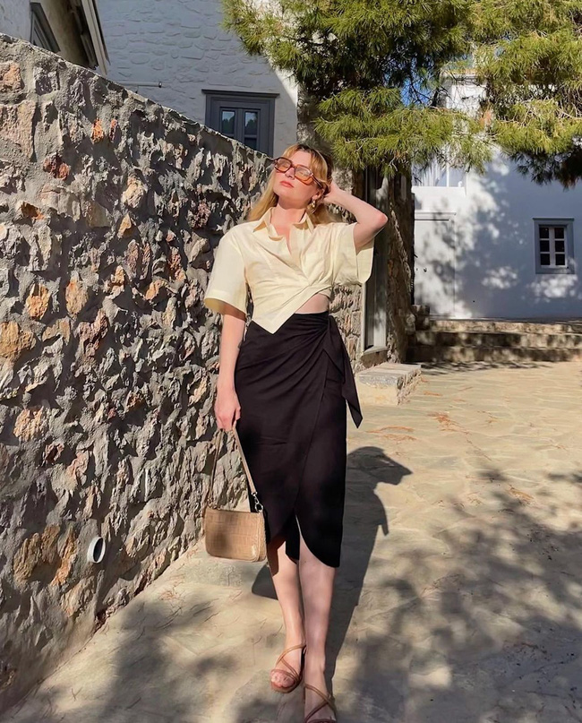 Khác với gái Hàn, phụ nữ Pháp diện chân váy dài trông nổi bật hơn hẳn là nhờ bí kíp này-2