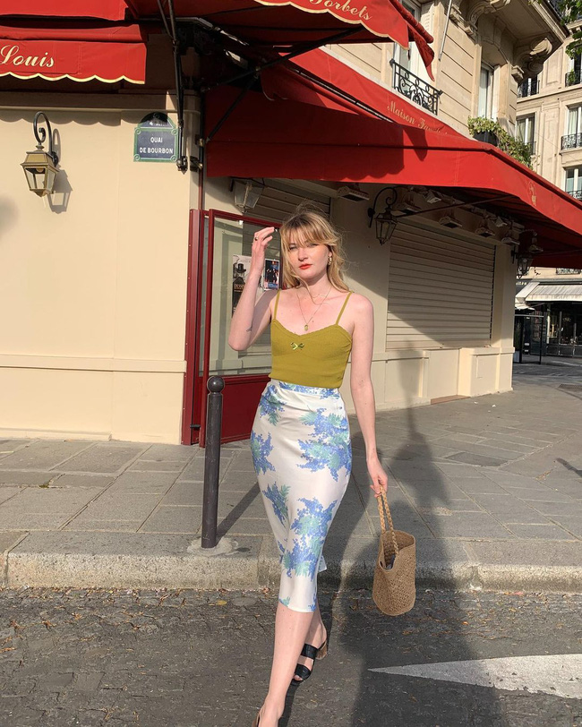 Khác với gái Hàn, phụ nữ Pháp diện chân váy dài trông nổi bật hơn hẳn là nhờ bí kíp này-5