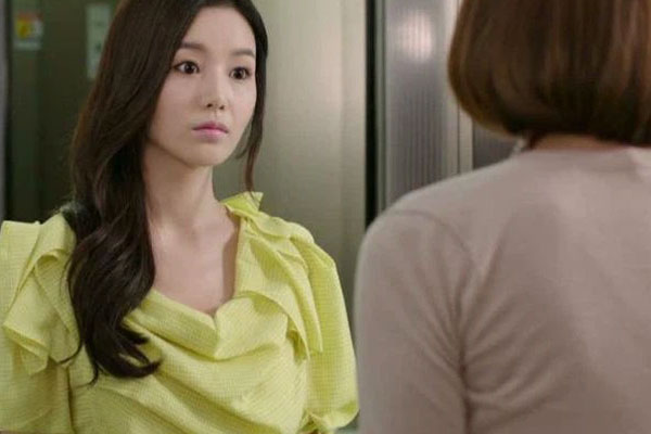 Bầu nghén vật vã, nửa đêm tôi gọi chồng dậy bắt chui xuống góc tường lấy một thứ để ăn khiến anh sốc nặng-2