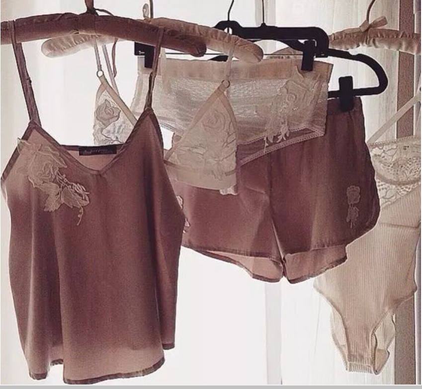 Mùa hè quần áo phơi khô như này chẳng mấy mà hỏng, nếu biết cách thì ngay cả thợ giặt là chuyên nghiệp cũng phải khâm phục-3