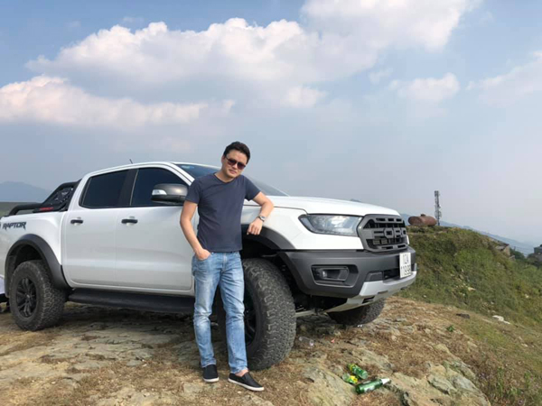 Đời tư kín tiếng của BTV Hữu Bằng Thời sự 19h: Chưa bao giờ để vợ con lộ diện-4