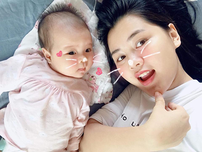 Bà xã Quế Ngọc Hải từng là hoa khôi nổi tiếng 1 vùng, qua 1 lần sinh nở liệu ngoại hình có khác xưa?-5