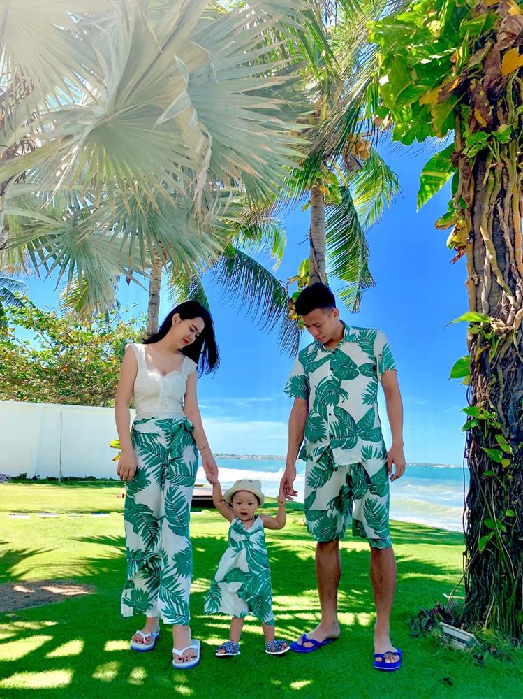 Bà xã Quế Ngọc Hải từng là hoa khôi nổi tiếng 1 vùng, qua 1 lần sinh nở liệu ngoại hình có khác xưa?-11