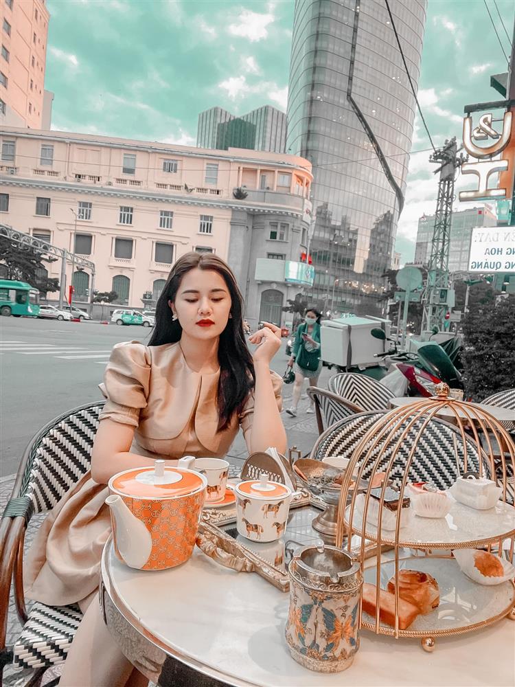 Bà xã Quế Ngọc Hải từng là hoa khôi nổi tiếng 1 vùng, qua 1 lần sinh nở liệu ngoại hình có khác xưa?-15