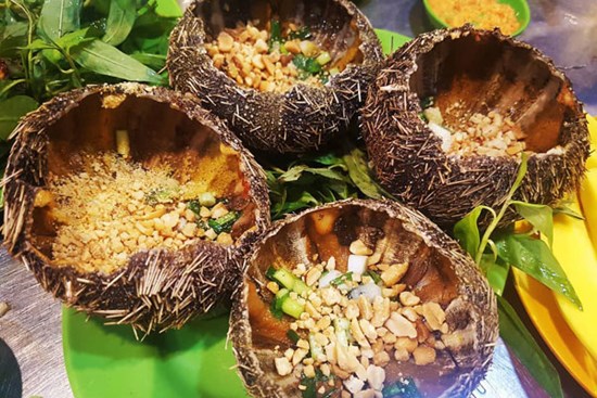 Thứ hải sản gai góc 'rợn người' nhưng lại được xem là 'nhân sâm biển'
