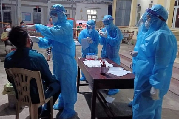 Nữ điều dưỡng Bệnh viện Tâm thần Nghệ An dương tính với SARS-CoV-2, phong tỏa cả khoa gần 100 người-2