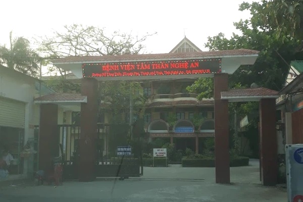 Nữ điều dưỡng Bệnh viện Tâm thần Nghệ An dương tính với SARS-CoV-2, phong tỏa cả khoa gần 100 người-1