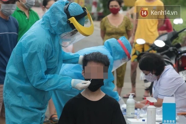 Bình Dương ghi nhận thêm 12 trường hợp mắc Covid-19, đa số là công nhân-1