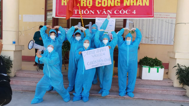 Giữa cái nắng 40 độ C ở tâm dịch Bắc Giang, nhóm tình nguyện viên vẫn lạc quan nhảy cổ vũ tinh thần chống dịch-1
