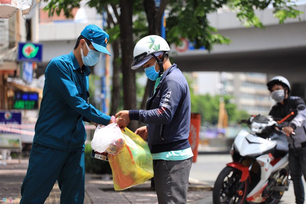 Phong tỏa khẩn Bệnh viện quận 4-6